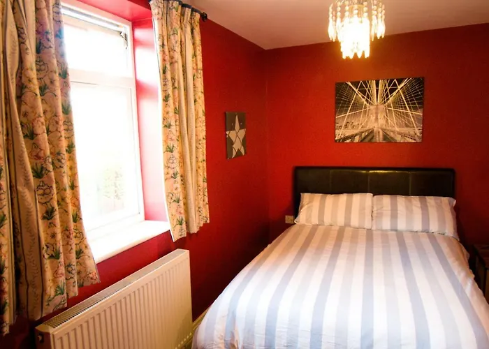 The Old Forge, Trafalgar Court Ferienhaus *